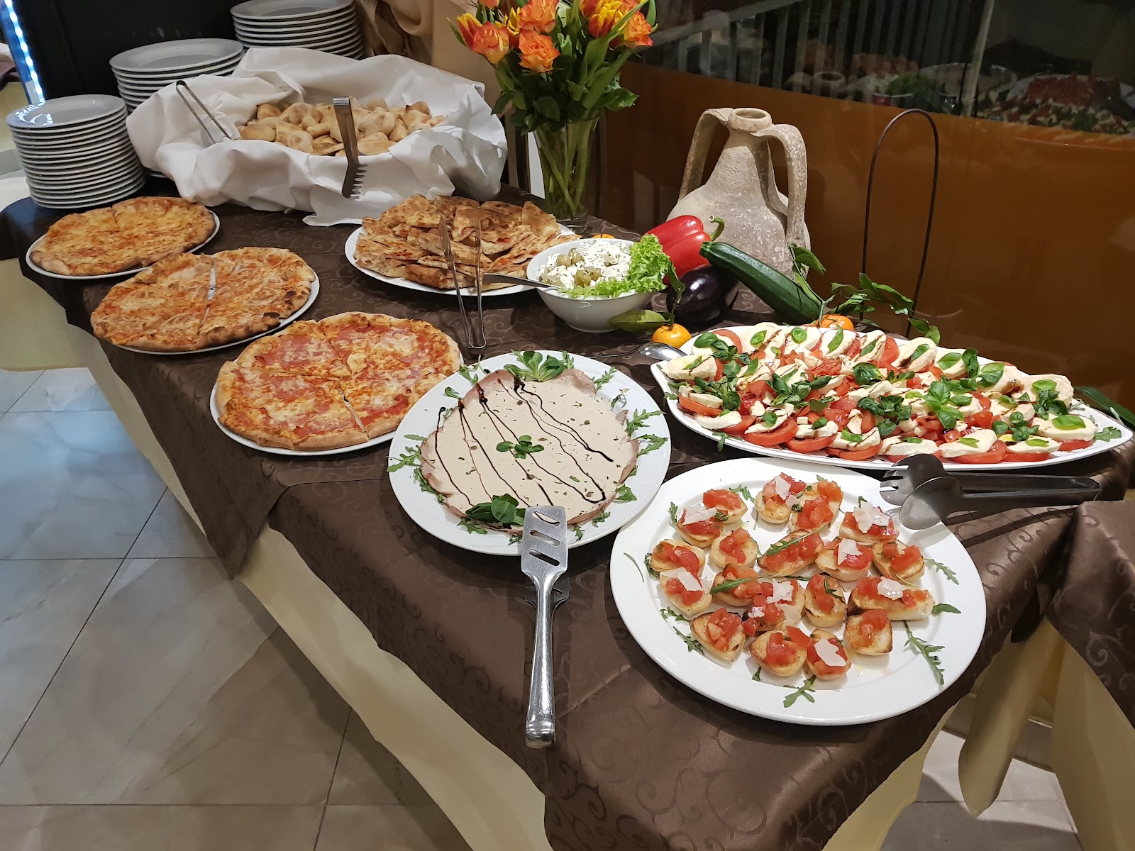 Al Bacio Restaurant Foto 1