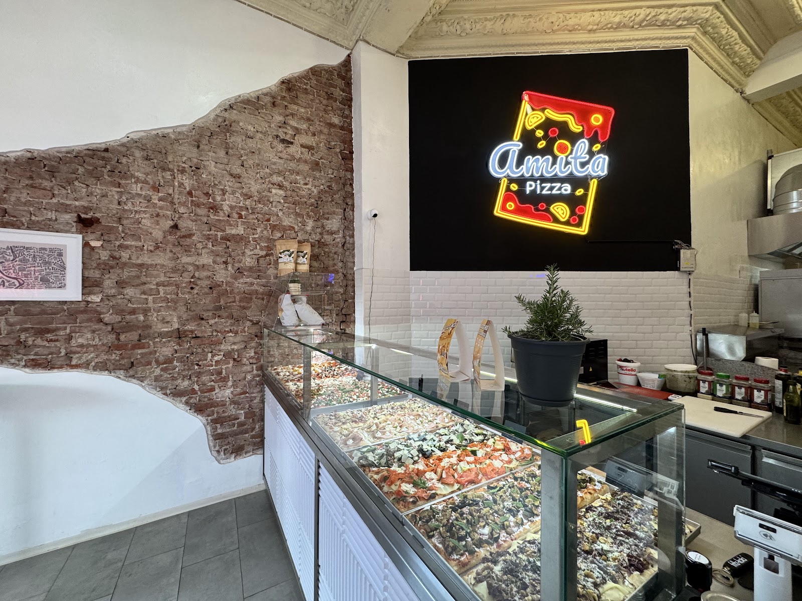 AMITA Pizza in Teglia Romana
