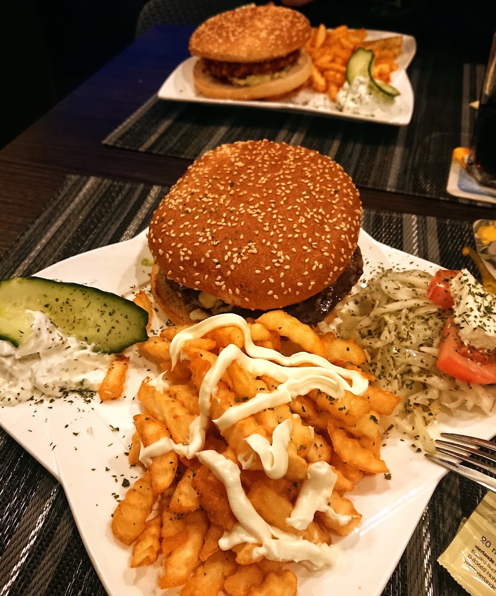 Amoroso pizza und Burger Foto 2