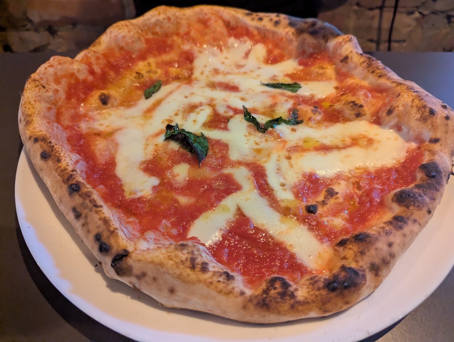 Caruso Pizzeria Neapolitanisches Konsulat Foto 3