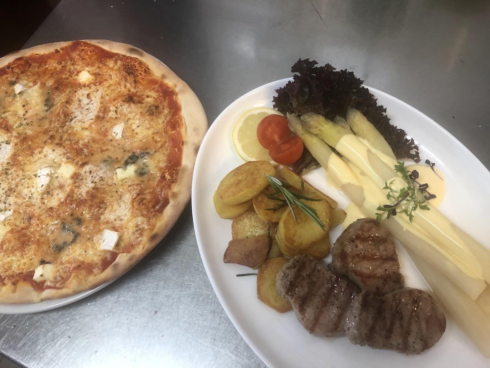 Del Sole Restaurant & Pizzeria Foto 1