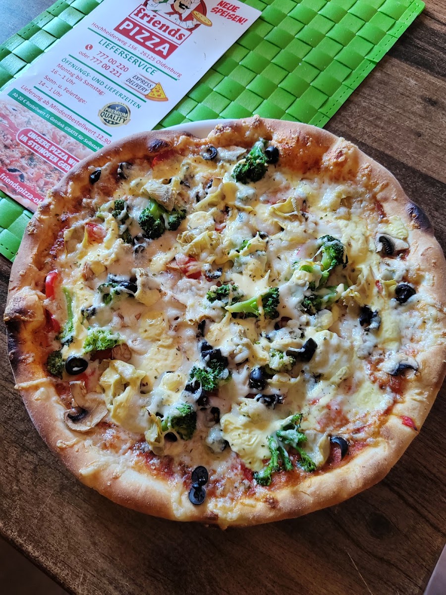 Friends Pizza Foto 3