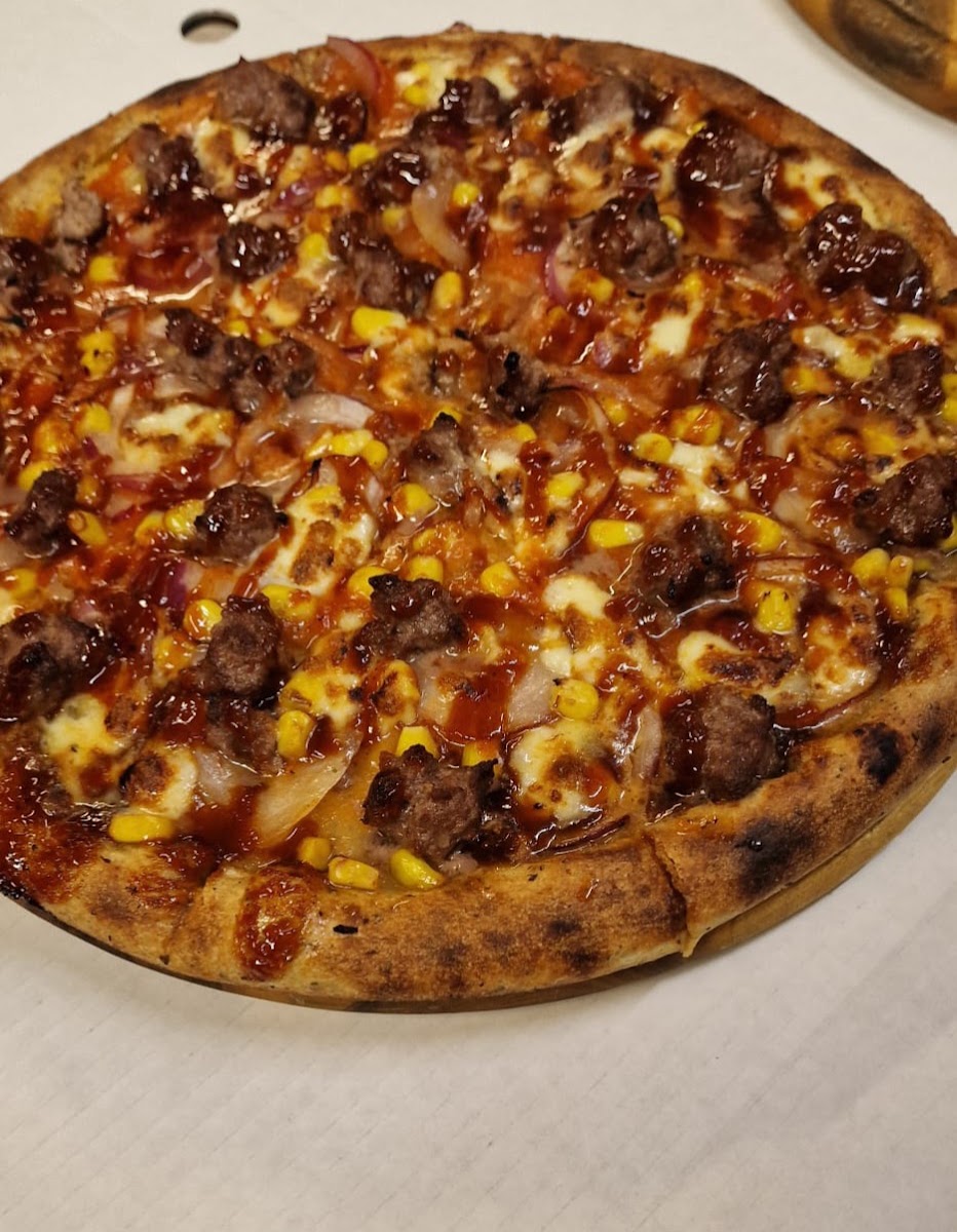 Giovannis Pizza Foto 3
