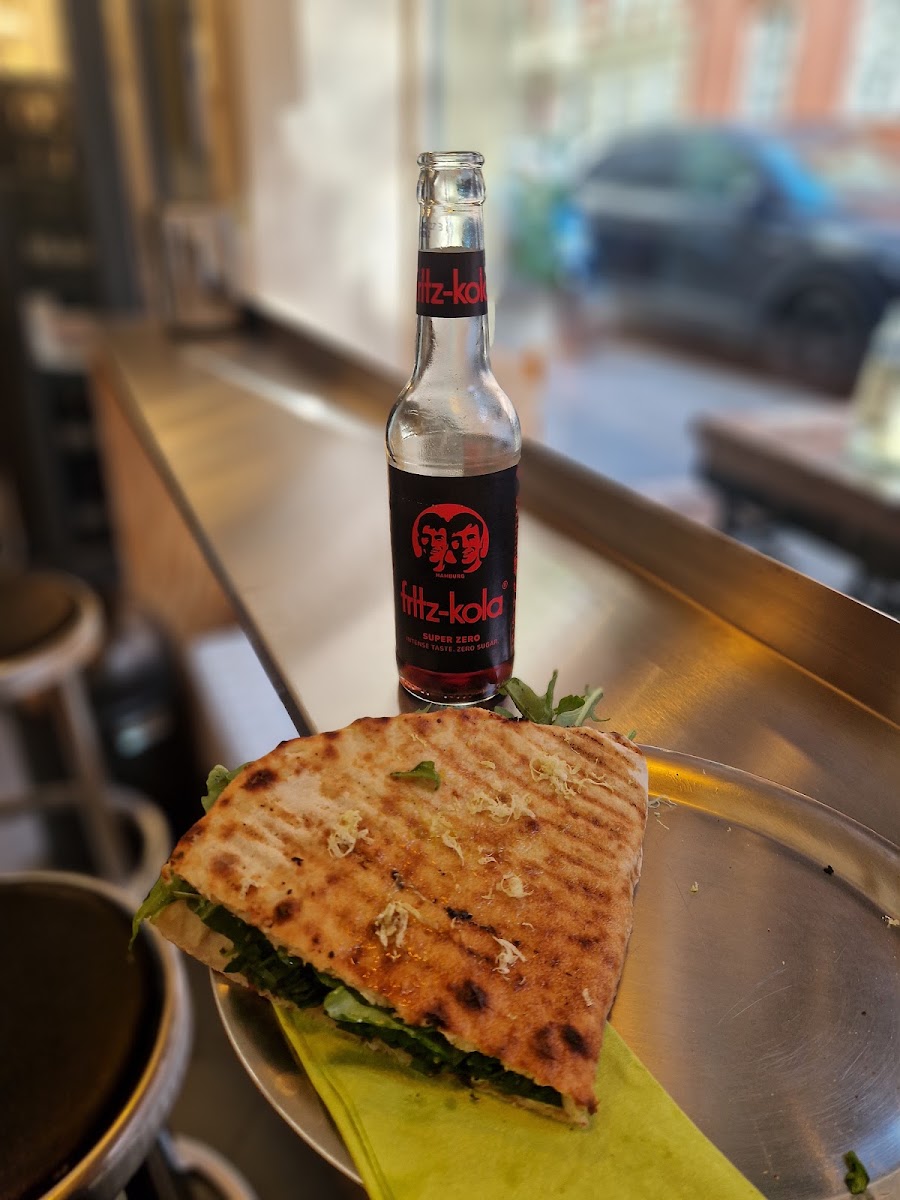 joschi pizza bistro Foto 1