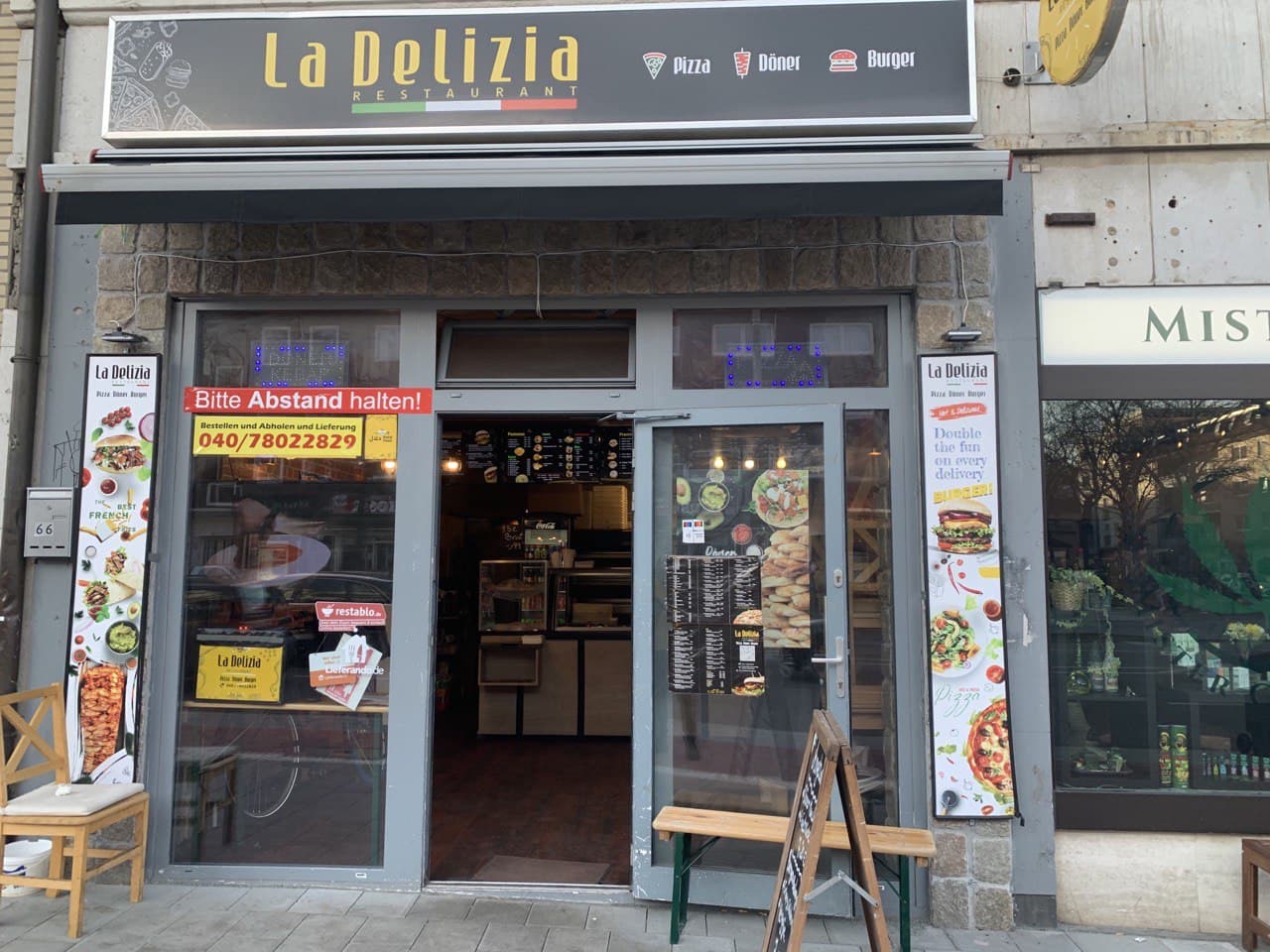La Delizia Restaurant