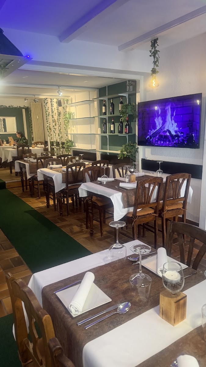 LA TAVERNA Foto 2