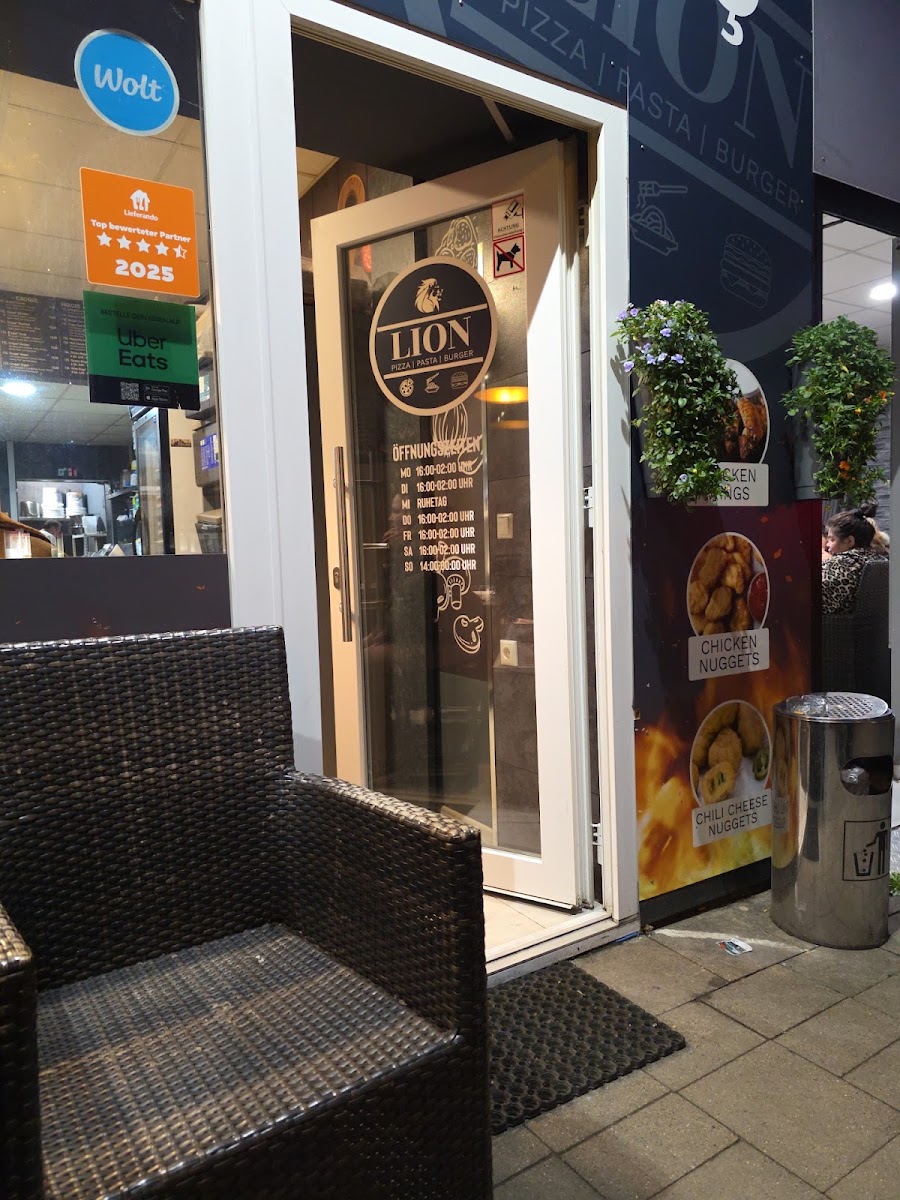 Lion Pizza Pasta Bürger & more Foto 3
