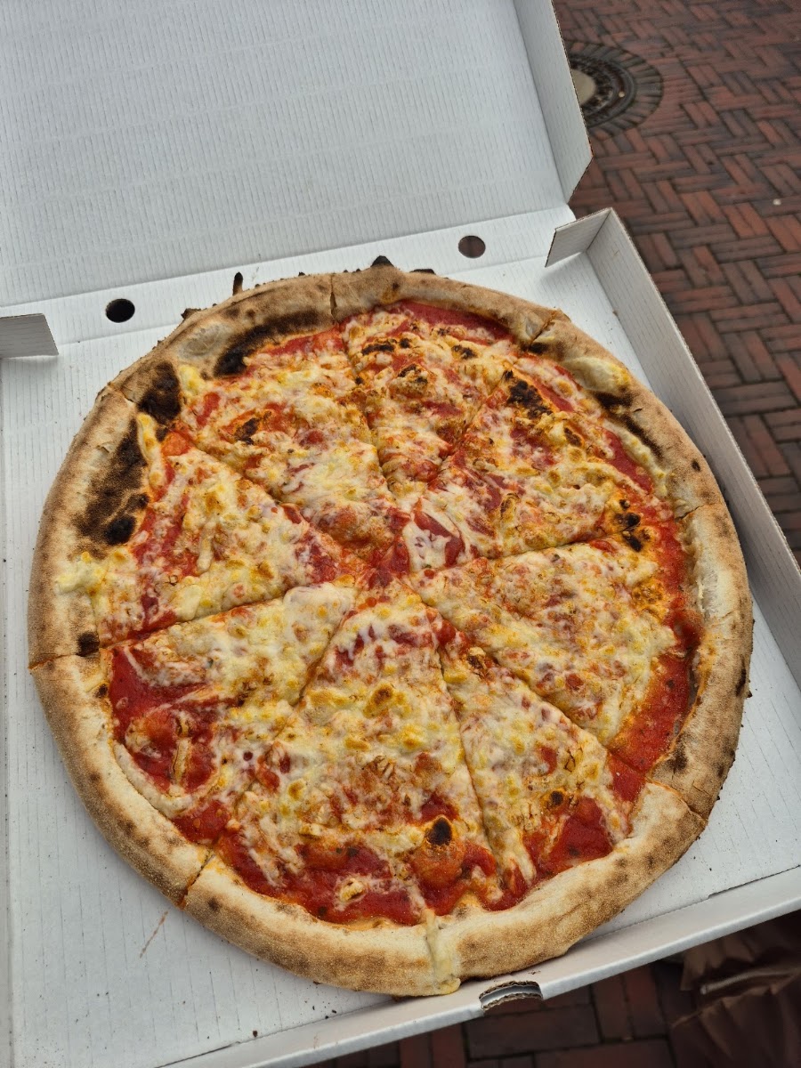 PIZZA-DA-LUCIANO Foto 1