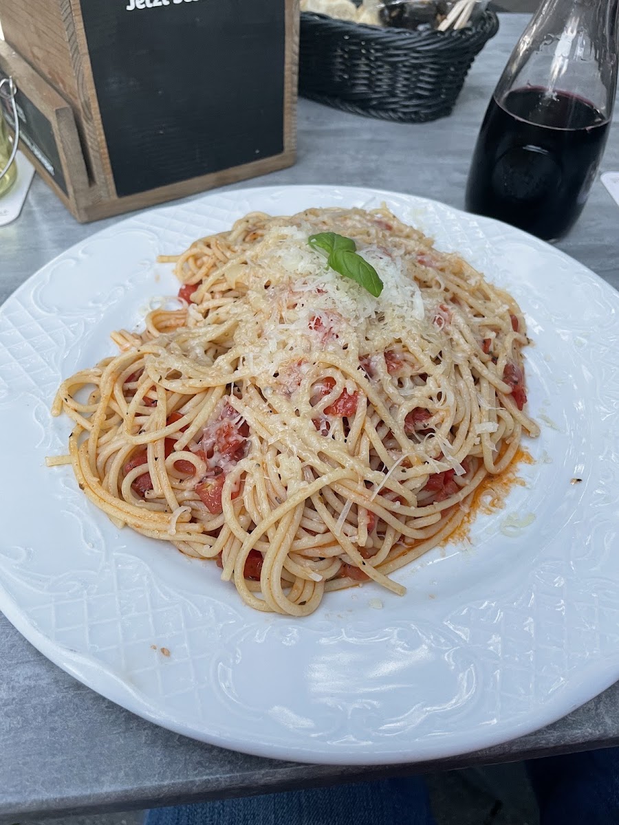 Pizzeria Klein Florenz Foto 3