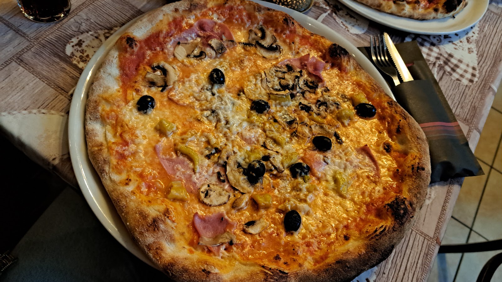 Pizzeria Regina Foto 1