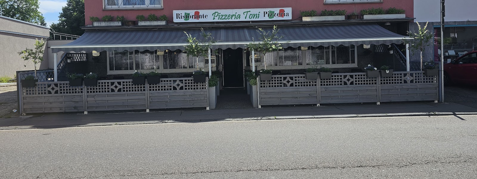 Pizzeria Restaurant Toni