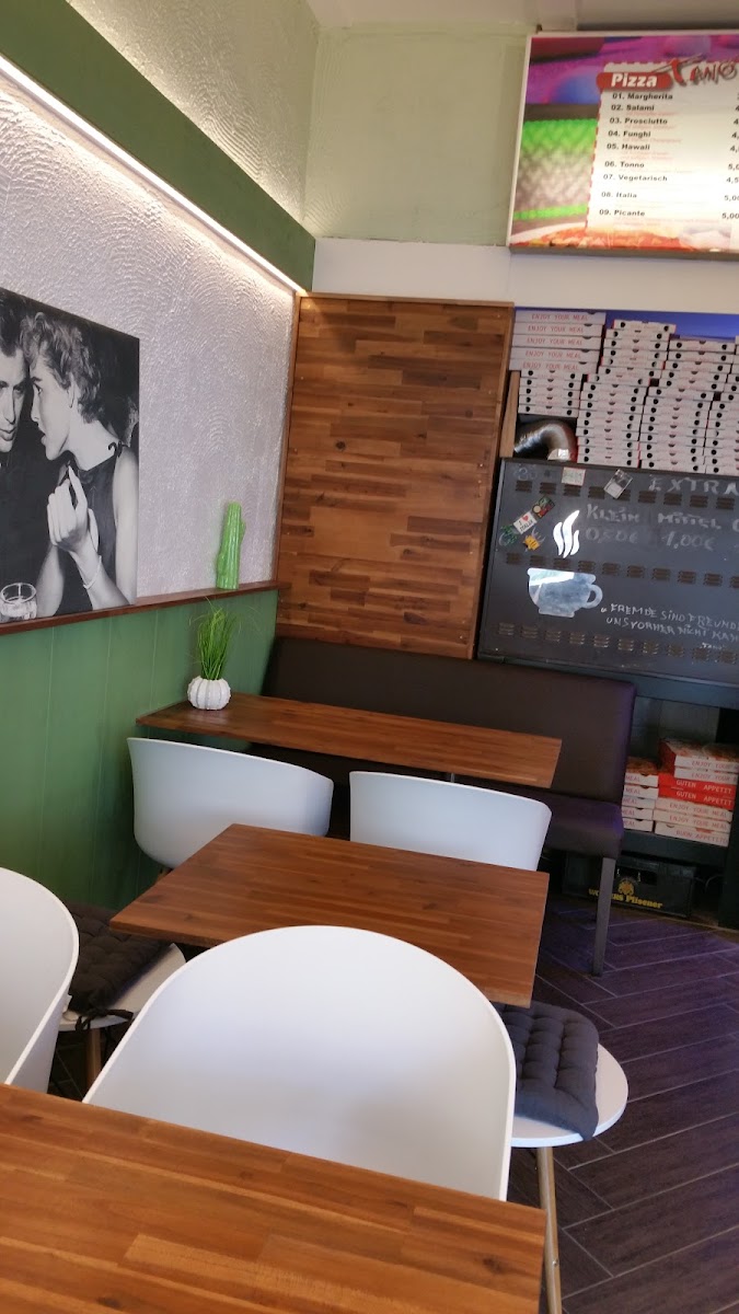 Pizzeria Tano's Foto 3